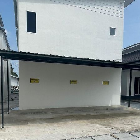 Inderapura Villa Free Parking ชาห์อาลัม ภายนอก รูปภาพ