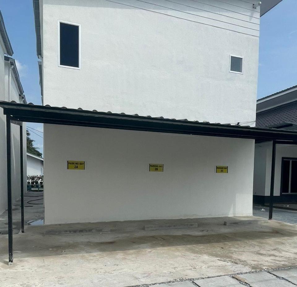 Inderapura Villa Free Parking ชาห์อาลัม ภายนอก รูปภาพ